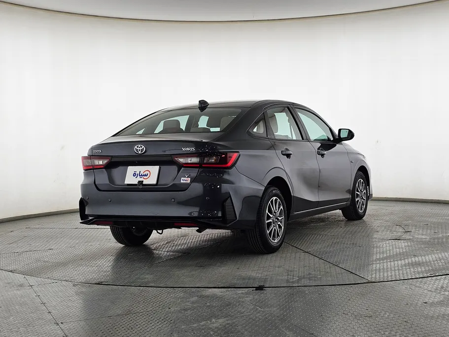 2023 Toyota Yaris  Y 