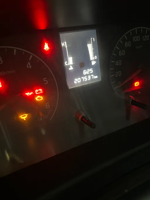 نيسان باص اورفان NV350 2021 