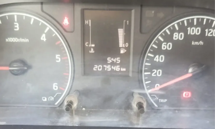 نيسان باص اورفان NV350 2021 