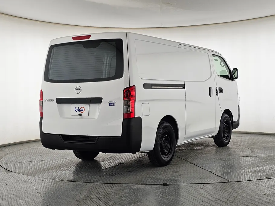 2021 Nissan Urvan NV350 