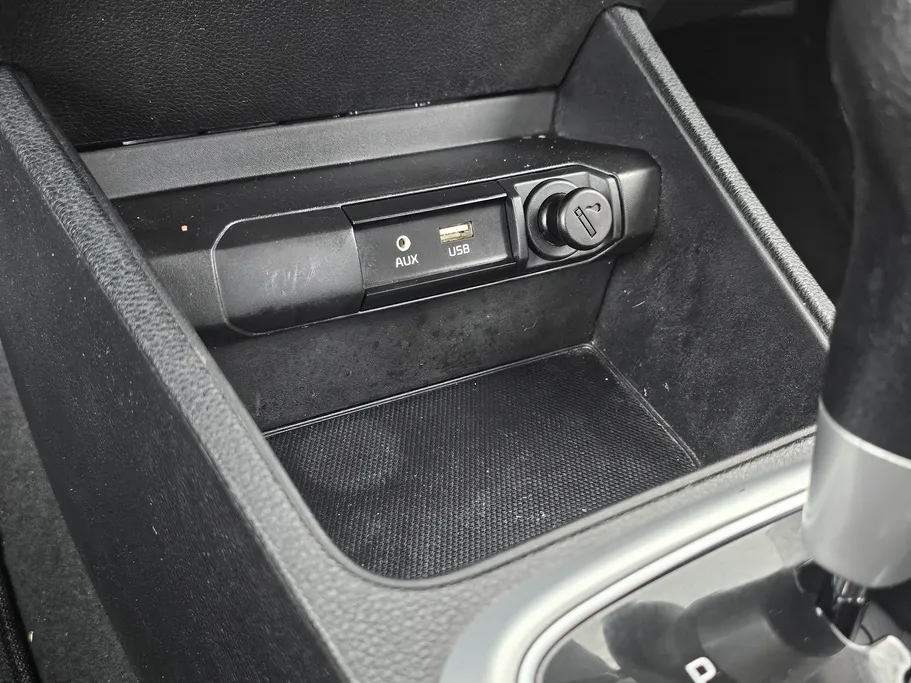 2025 Kia Pegas LX 