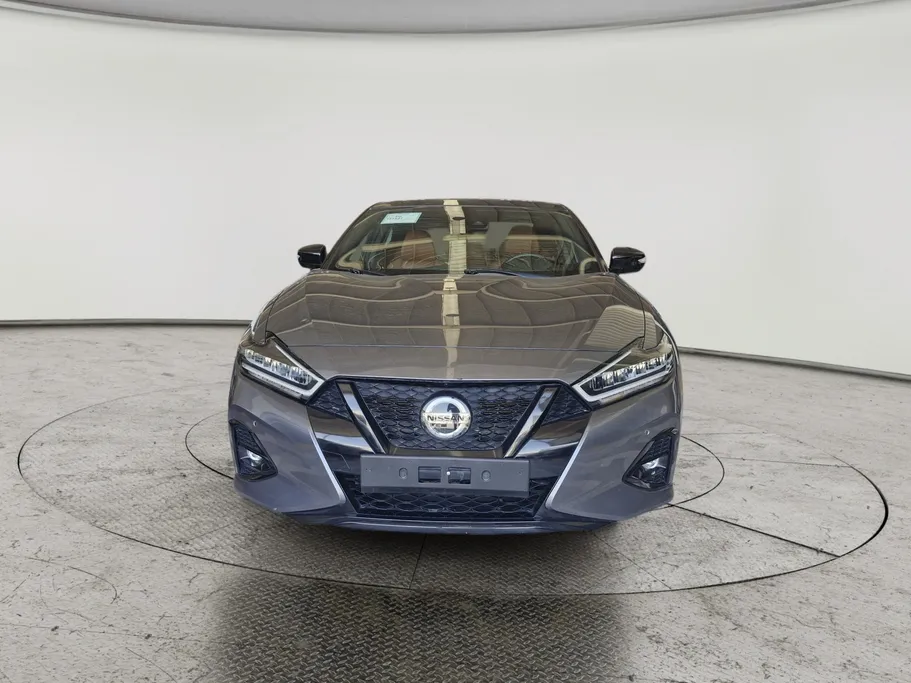 2022 Nissan Maxima SR 