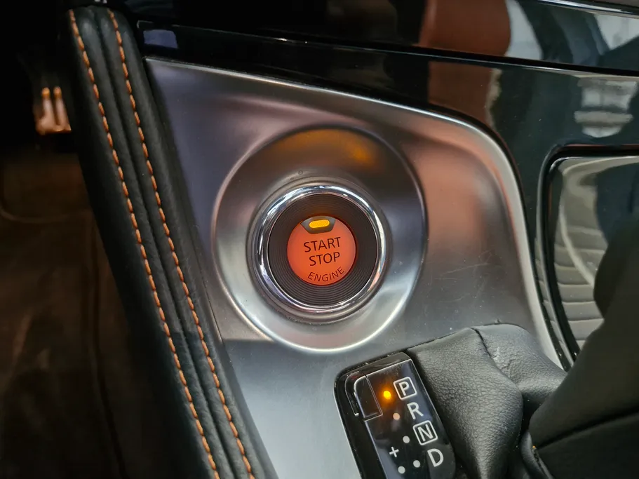 2022 Nissan Maxima SR 