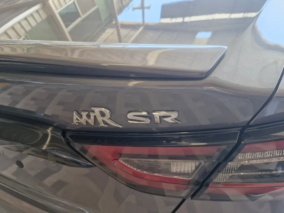 2022 Nissan Maxima SR 