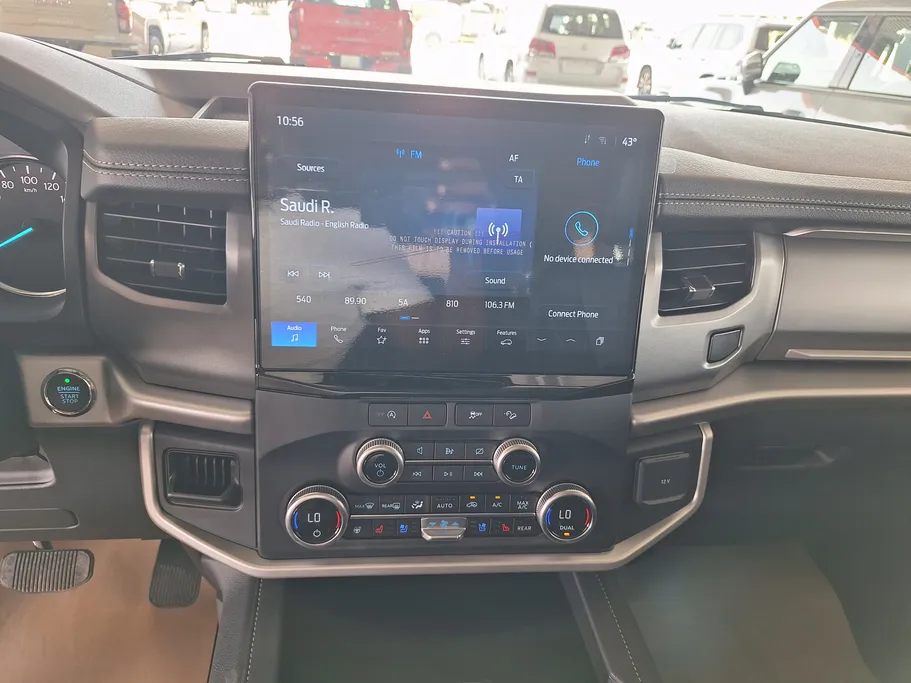 2024 Ford Expedition XLT 
