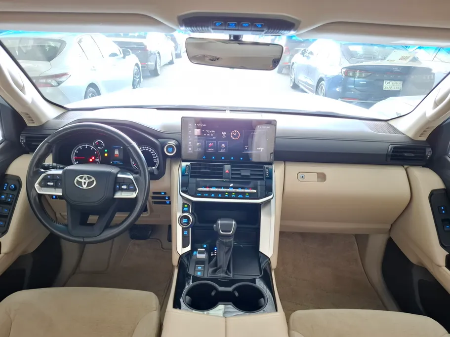 تويوتا لاندكروزر GXR 2023 