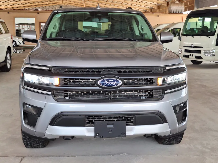 2024 Ford Expedition XLT 