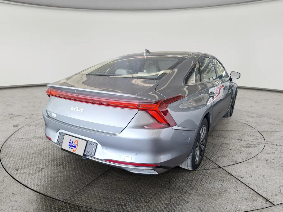 2022 Kia K8 GLS 