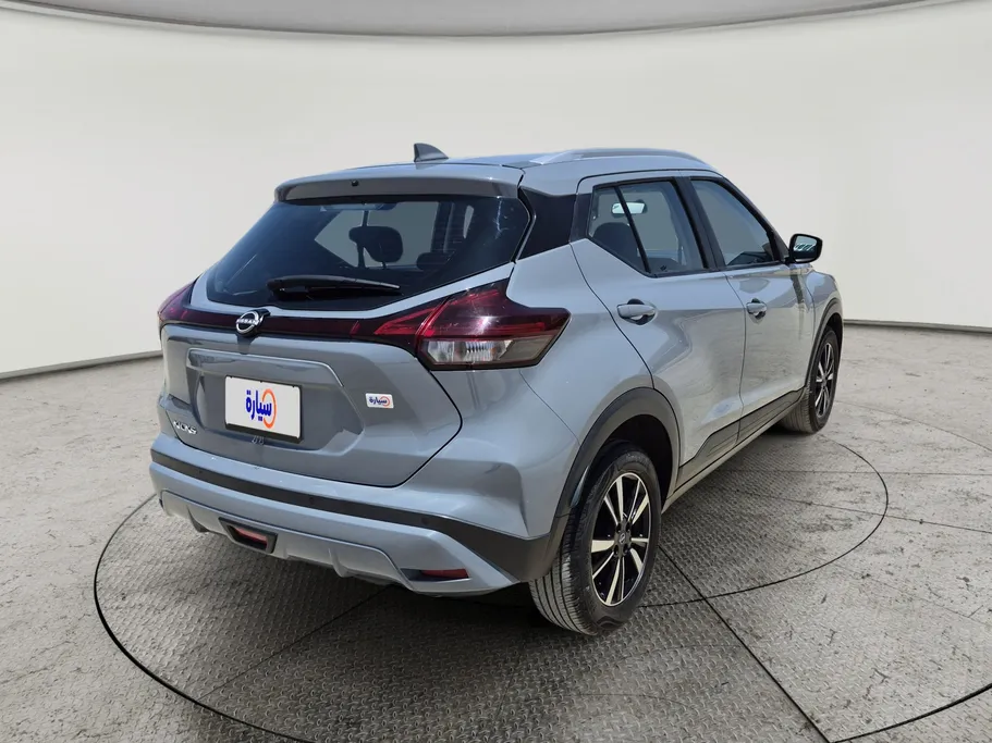 2024 Nissan Kicks S 