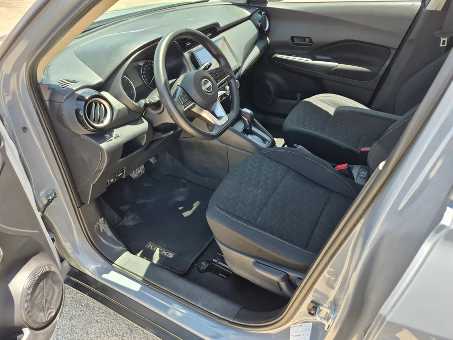 2024 Nissan Kicks S 