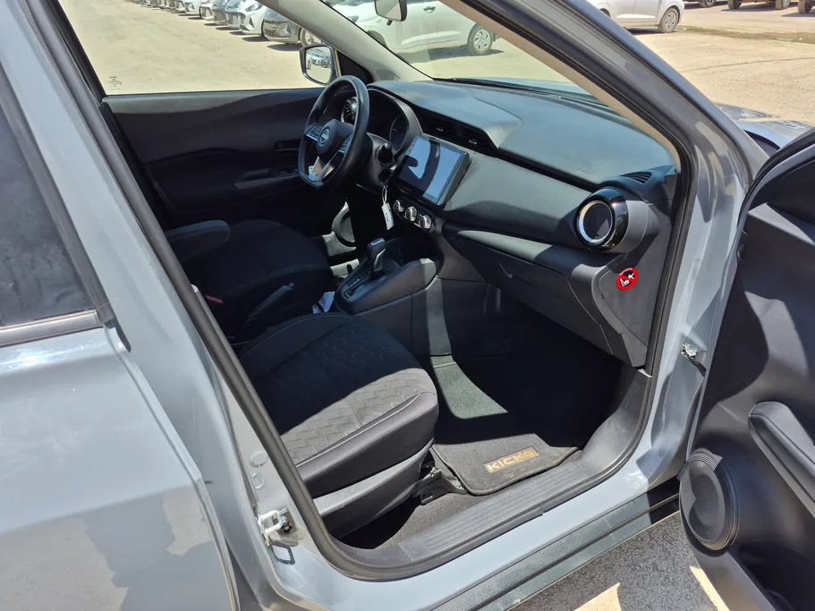2024 Nissan Kicks S 