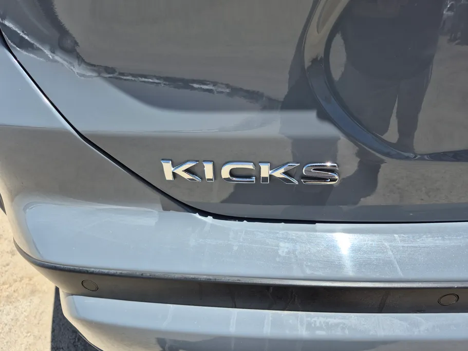 2024 Nissan Kicks S 