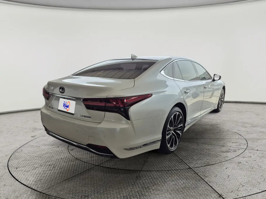 2023 Nissan Maxima SR 