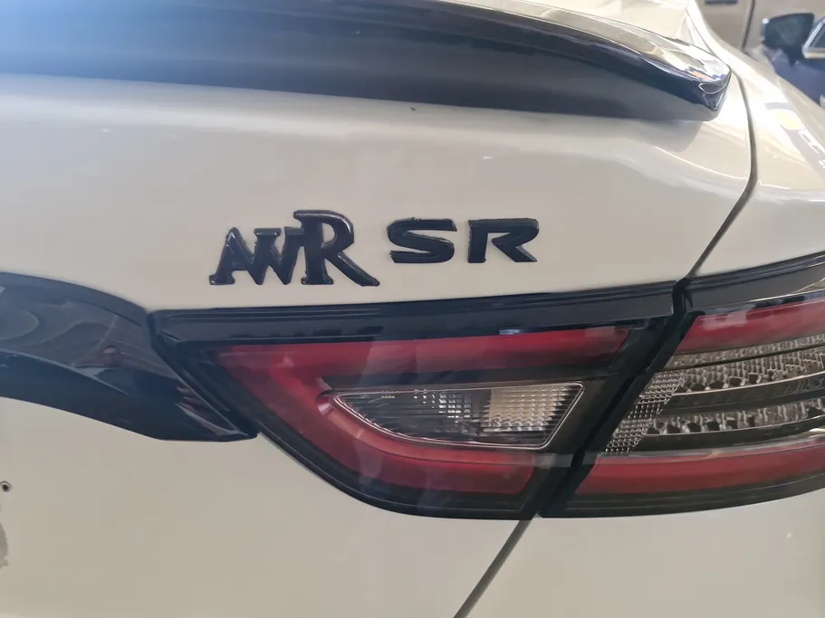 2023 Nissan Maxima SR 