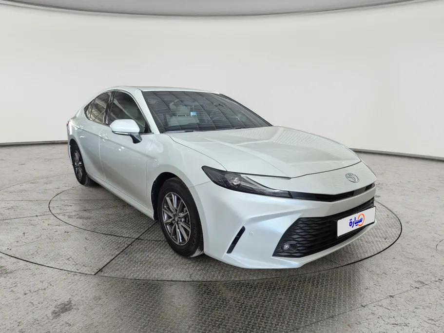 2025 Toyota Camry  E 