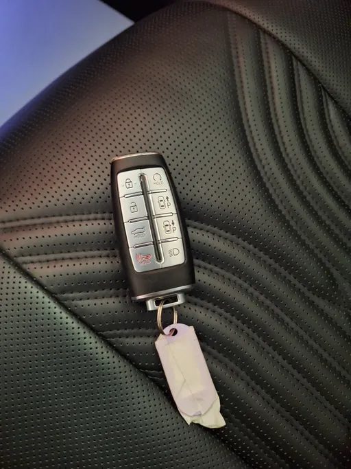 جينيسيس G80 ROYAL 2022 