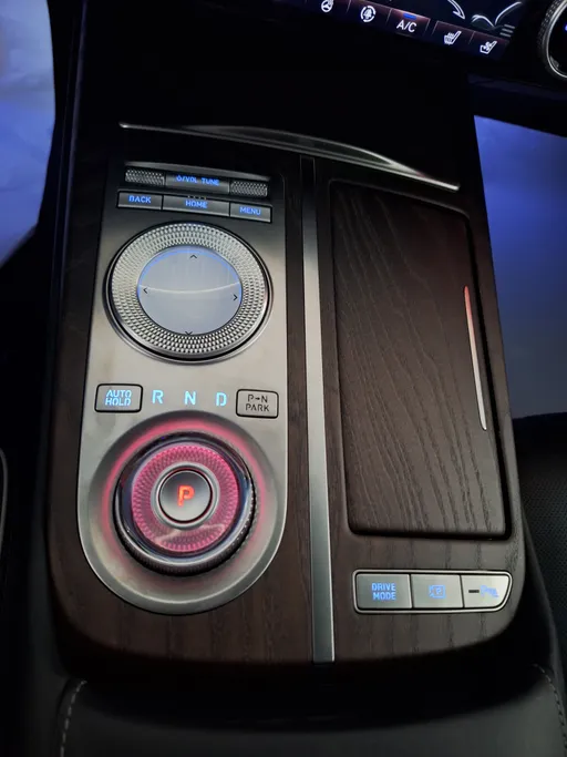جينيسيس G80 ROYAL 2022 