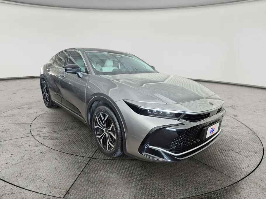 2026 Toyota Crown Premium 