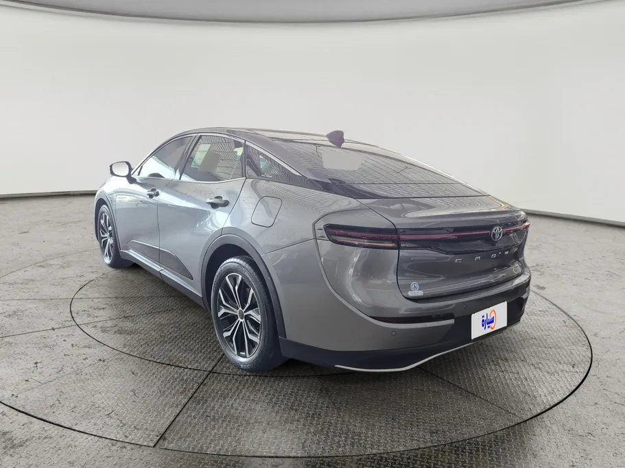 2026 Toyota Crown Premium 