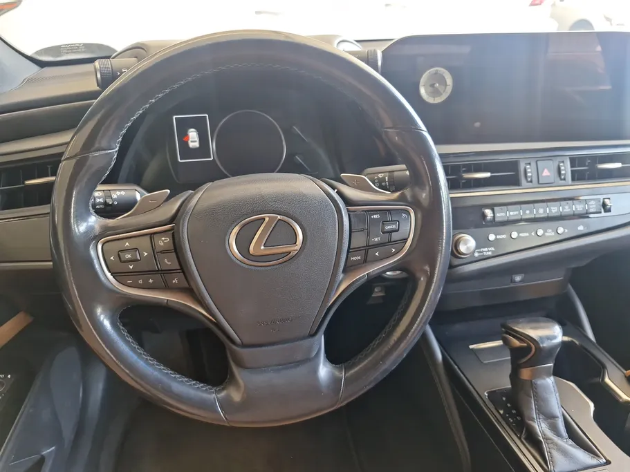 2023 Lexus ES 300 H 