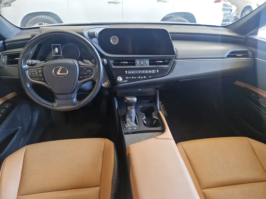 2023 Lexus ES 300 H 