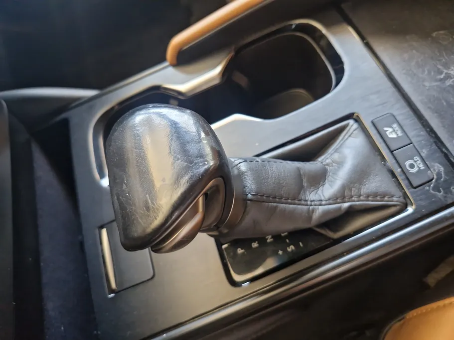 2023 Lexus ES 300 H 