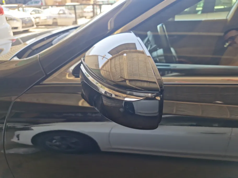2023 Lexus ES 300 H 