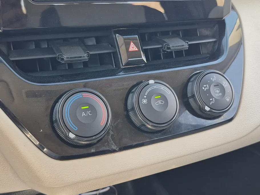 2022 تويوتا Corolla XLI 