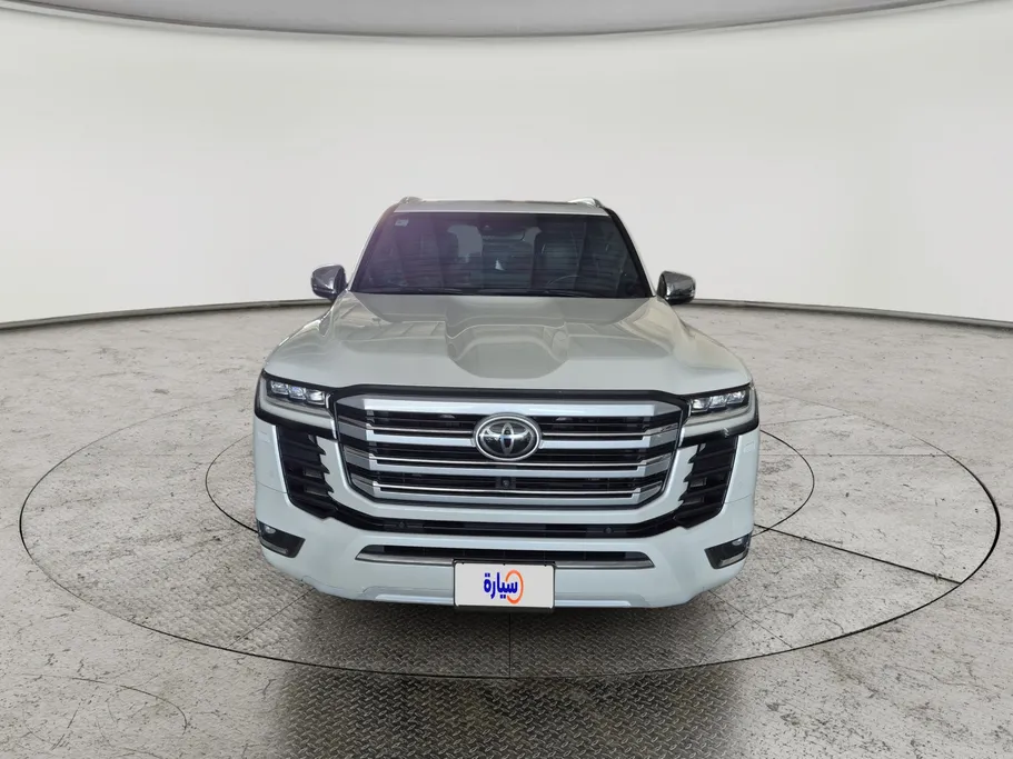 تويوتا لاندكروزر VXR 2023 