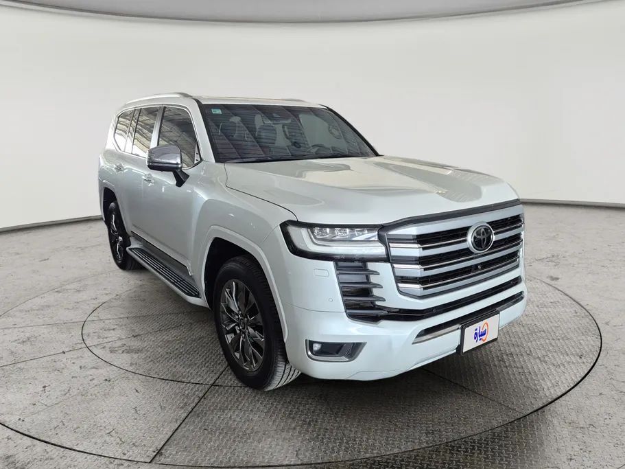 تويوتا لاندكروزر VXR 2023 