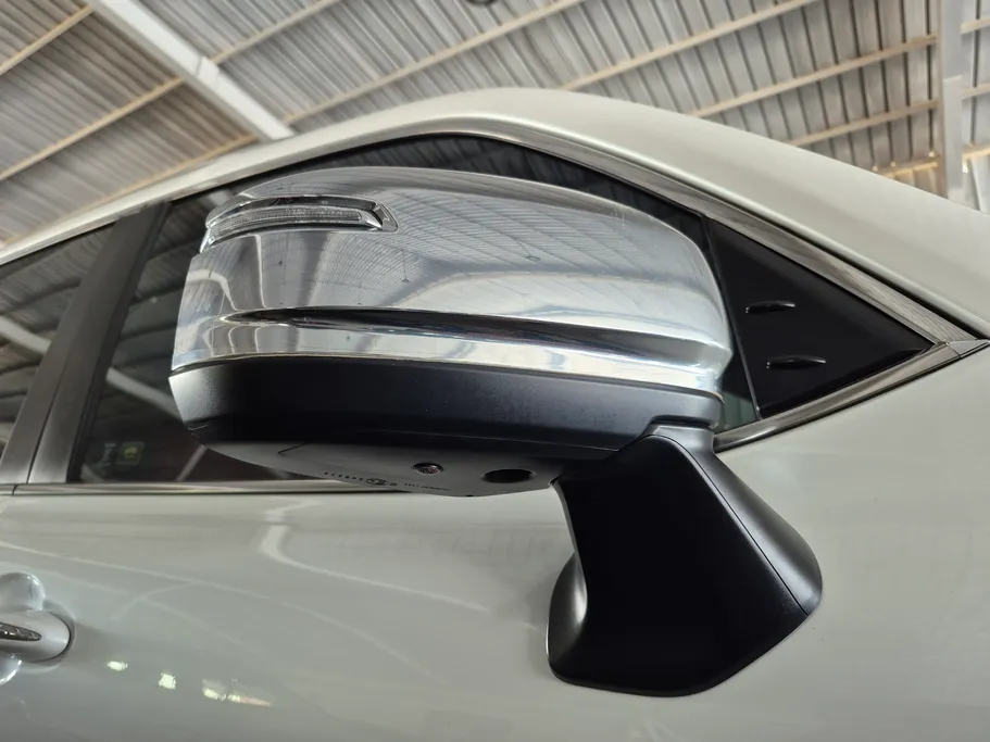 تويوتا لاندكروزر VXR 2023 