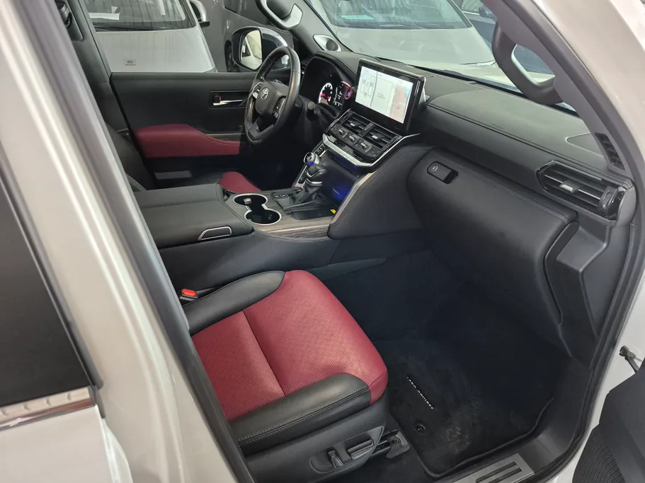 تويوتا لاندكروزر VXR 2023 