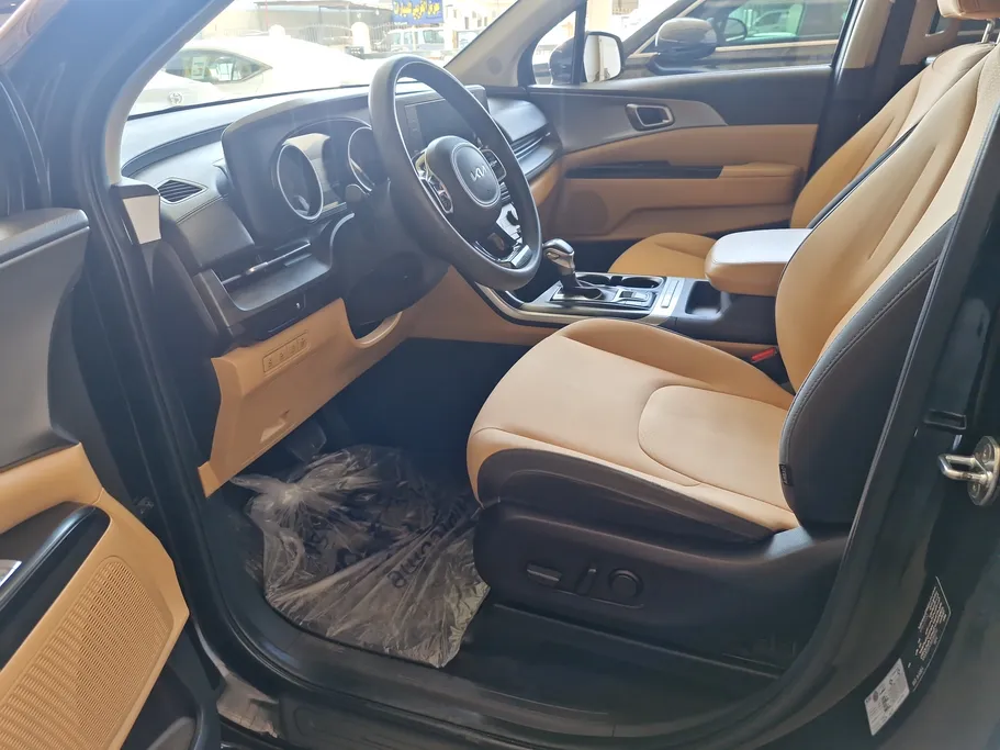 2022 Kia Carnival GL 