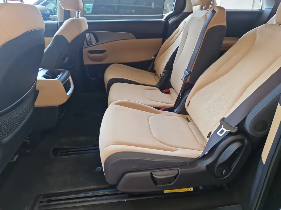 2022 Kia Carnival GL 