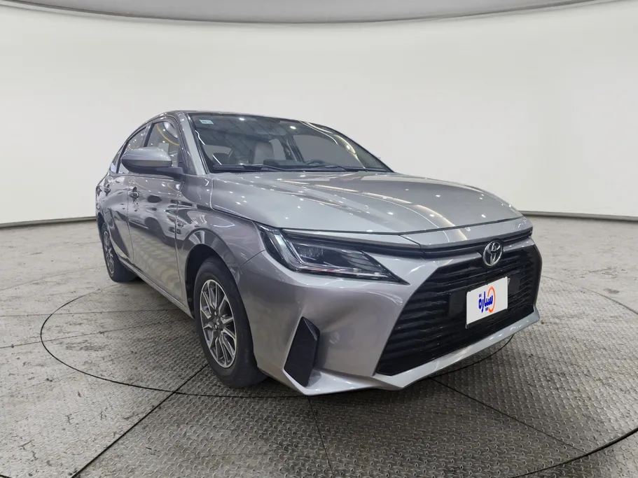 2023 Toyota Yaris  Y 