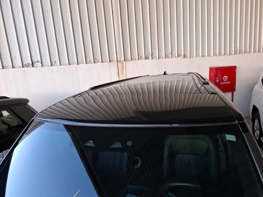 لاند روفر ديفندر HSE P400 2020 