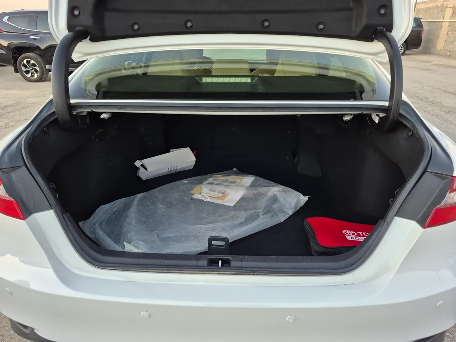 2023 Toyota Camry  LE 