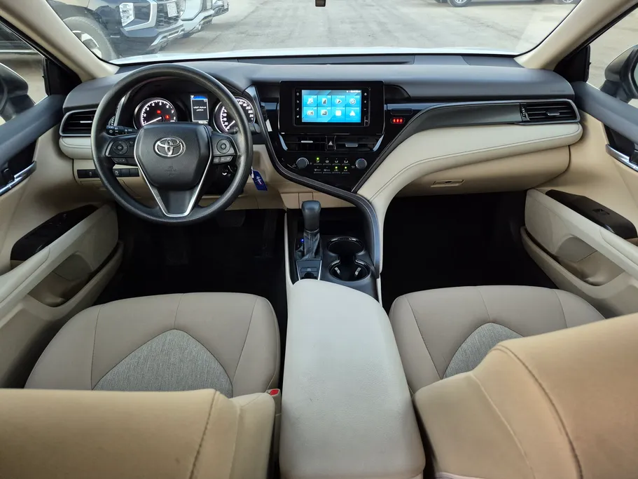 2023 Toyota Camry  LE 