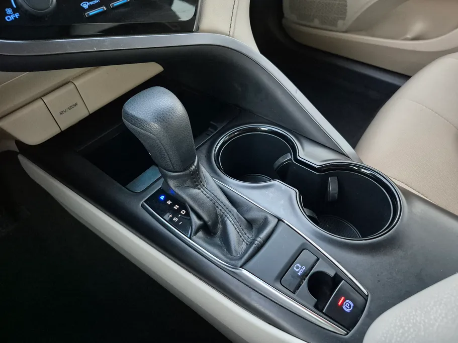 2023 Toyota Camry  LE 