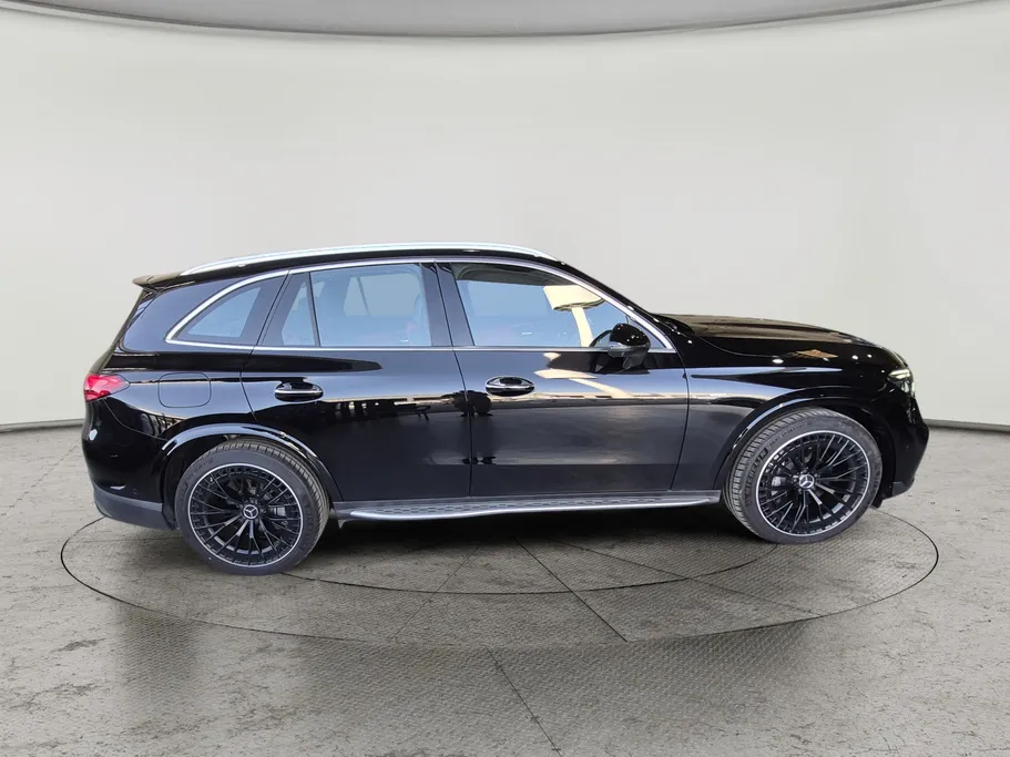 2025 Mercedes GLC 43 