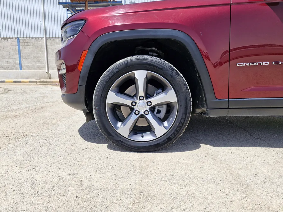 2023 Jeep Grand Cherokee ليمتد 