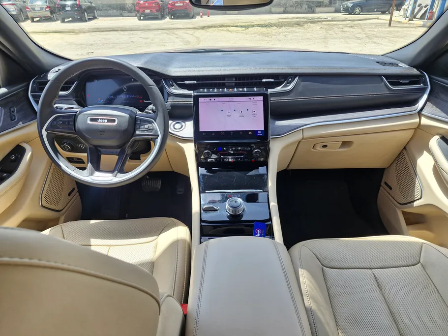 2023 Jeep Grand Cherokee ليمتد 