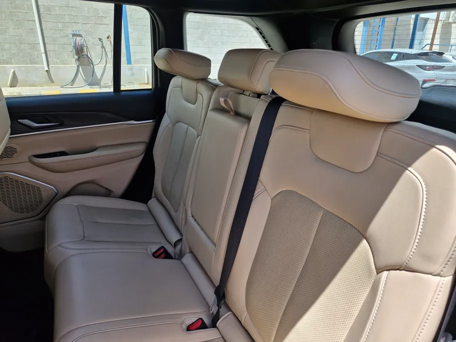 2023 Jeep Grand Cherokee ليمتد 