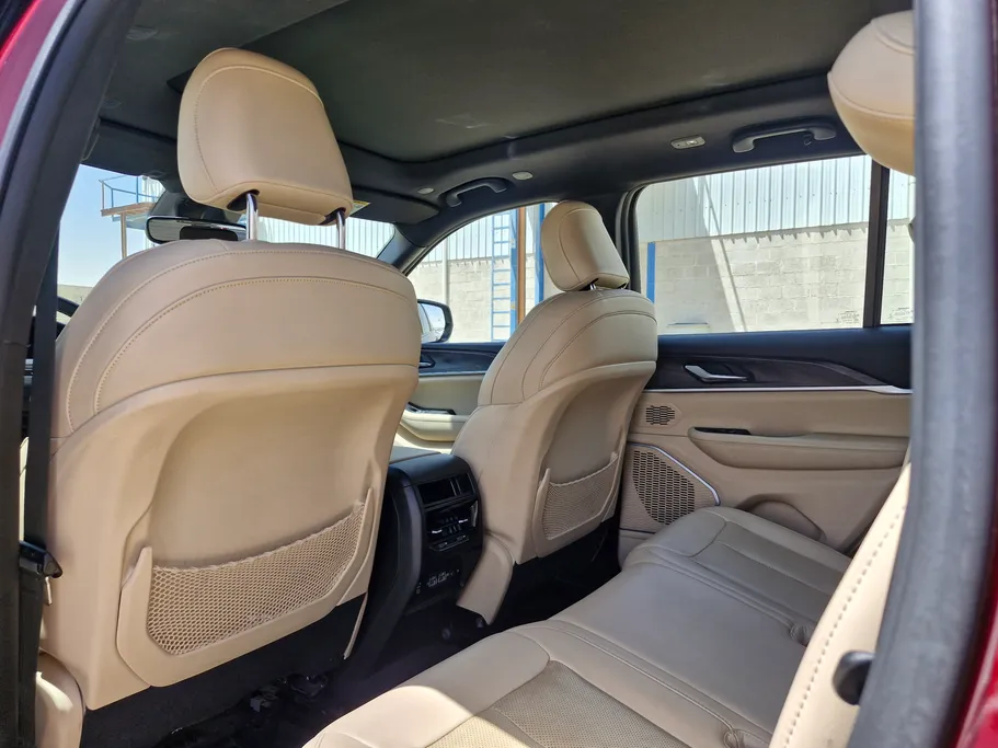 2023 Jeep Grand Cherokee ليمتد 