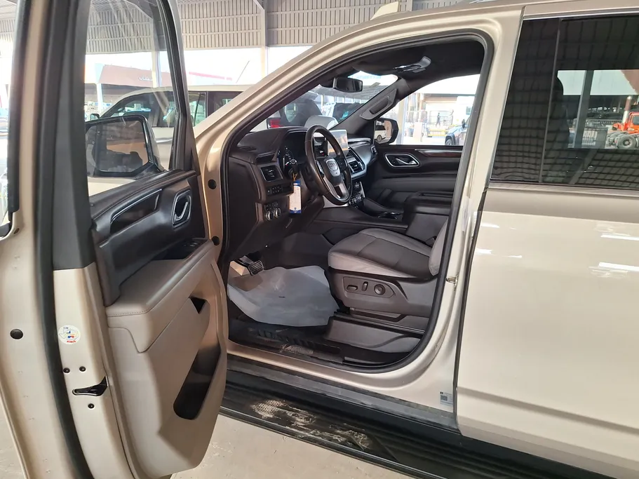 2021 GMC Yukon SLE 