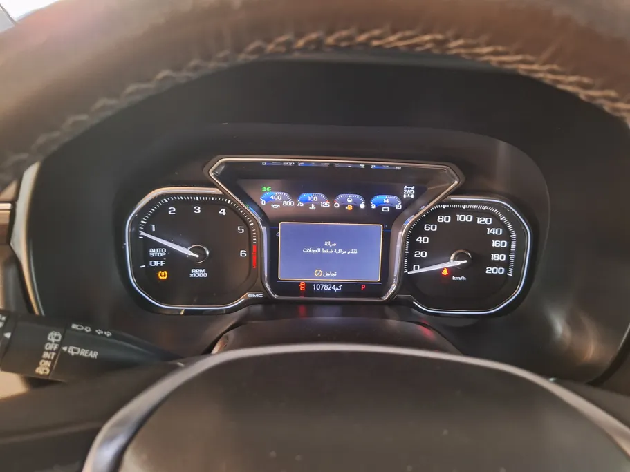 2021 GMC Yukon SLE 
