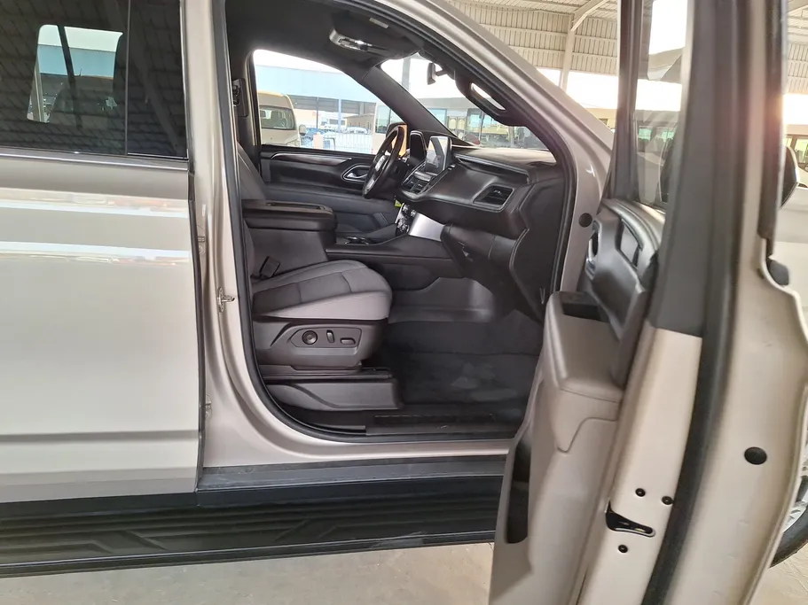 2021 GMC Yukon SLE 