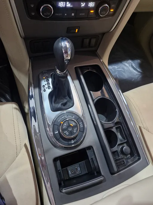 نيسان باترول XE 2024 