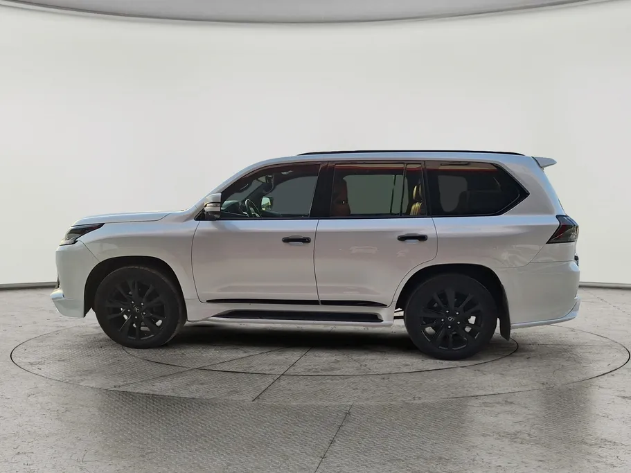 لكزس LX 570 Black Ed. 2020 