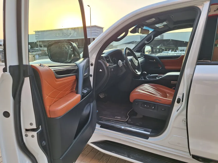 لكزس LX 570 Black Ed. 2020 